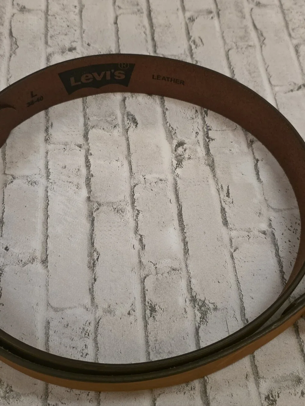 Men's Logo Embosses Levi's Brown Leather Belt with Metal Buckle